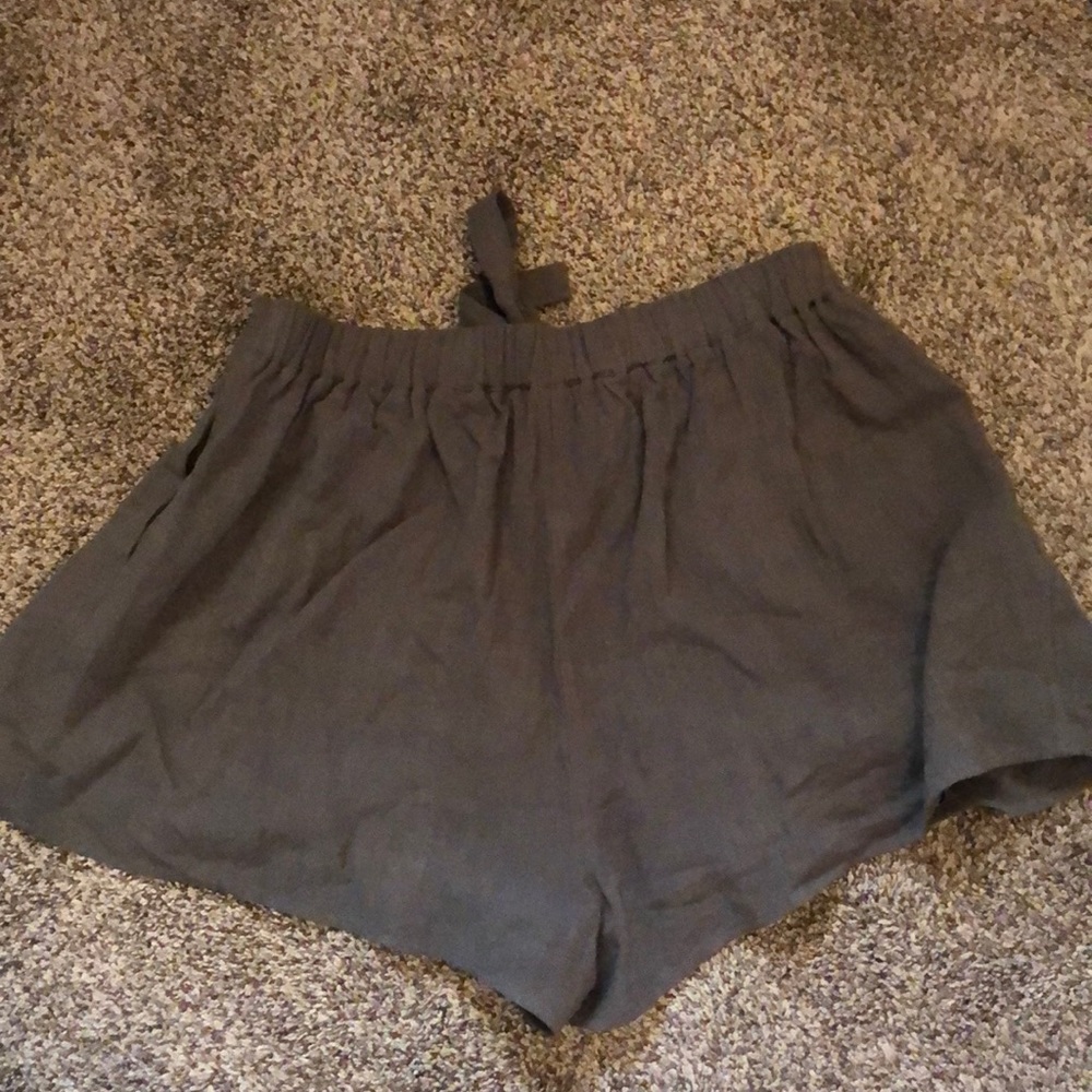 Shorts - Picture 2 of 2